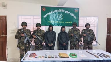 যৌথ বাহিনীর অভিযানে স্বেচ্ছাসেবক দলের দুই নেতা আটক image