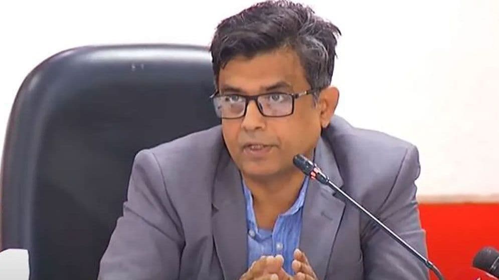 রিজার্ভে ২৯ বিলিয়ন মার্কিন ডলার রেখে যাচ্ছে অন্তর্বর্তী সরকার image