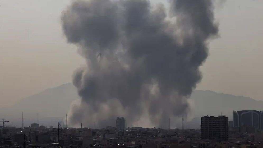 এবার সৌদি আরবে মার্কিন ঘাঁটিতে ইরানের পাল্টা হামলা