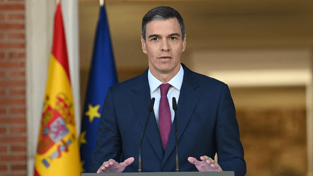 বাংলাদেশিসহ ৫ লাখ অবৈধ অভিবাসীকে বড় সুখবর দিল স্পেন image