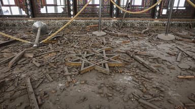 ‘মসজিদ’ মনে করে ইহুদিদের সিনাগগ ধ্বংস করল ইসরাইল image