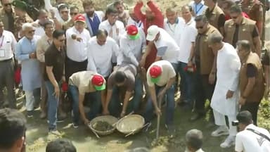 খাল খনন কর্মসূচি উদ্বোধন করলেন প্রধানমন্ত্রী image