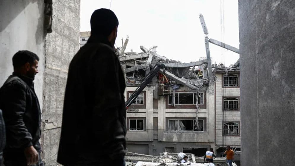 তেহরানে মার্কিন- ইসরাইলি হামলায় ৩৩ হাজার ঘরবাড়ি ক্ষতিগ্রস্তImage