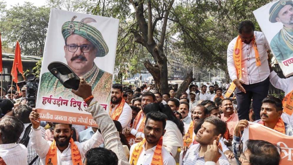 এবার টিপু সুলতানকে ‘খলনায়ক’ বানানোর চেষ্টায় হিন্দুত্ববাদী বিজেপি