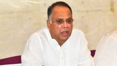 দেশে বিদ্যুৎ খাতে বকেয়া ৫২ হাজার কোটি image