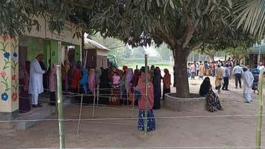 বগুড়া-৬ ও শেরপুর-৩ আসনে ভোটগ্রহণ চলছে image