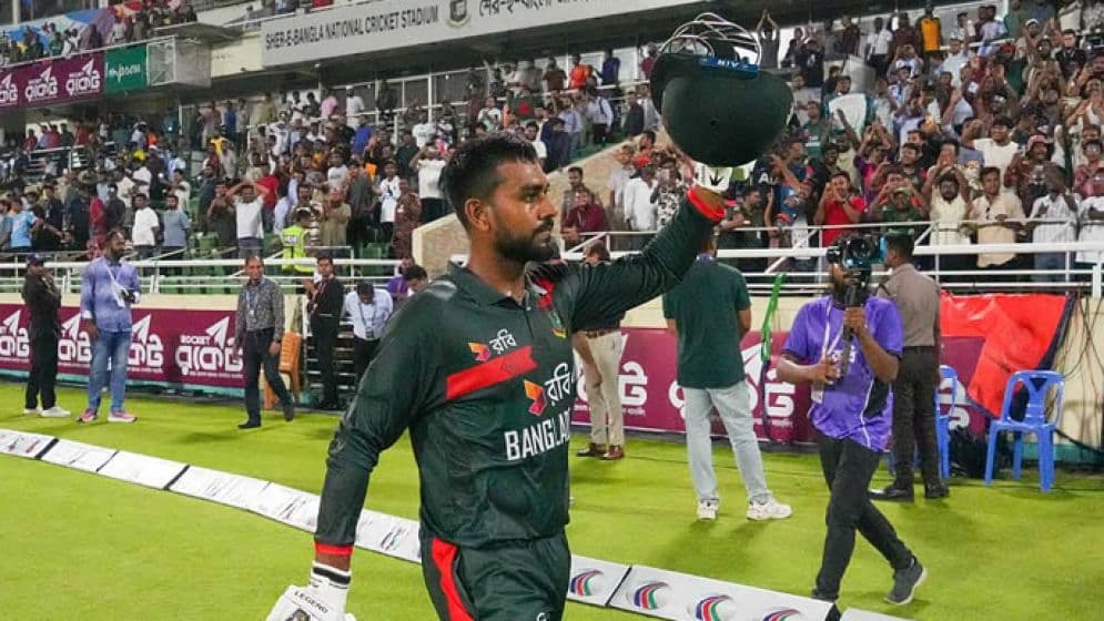সিরিজ জয়ের পর হাসপাতালে অধিনায়ক