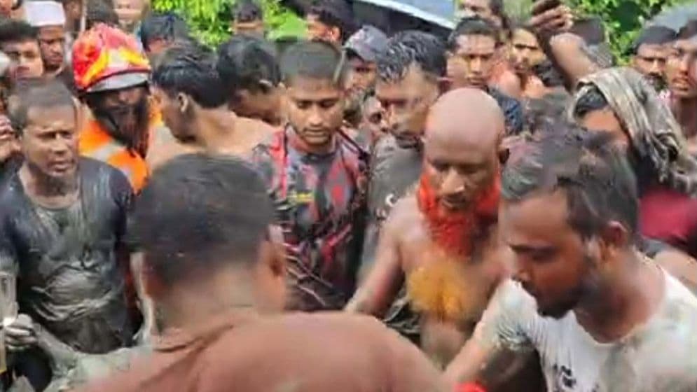 সেপটিক ট্যাংকের দেয়াল ধসে নির্মাণ শ্রমিকের মৃত্যু