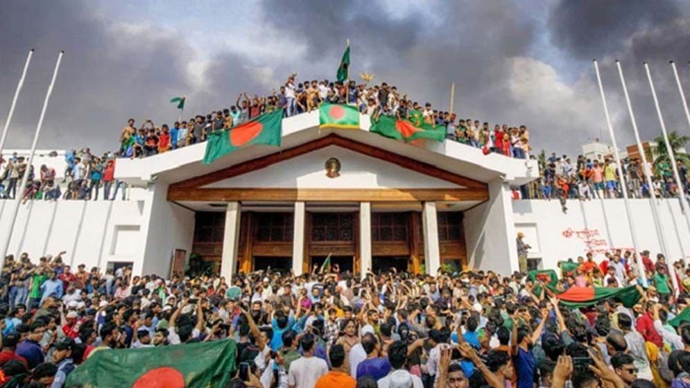 জুলাই শহীদ পরিবার ও জুলাই যোদ্ধাদের সংবর্ধনা সভার সময় পরিবর্তন