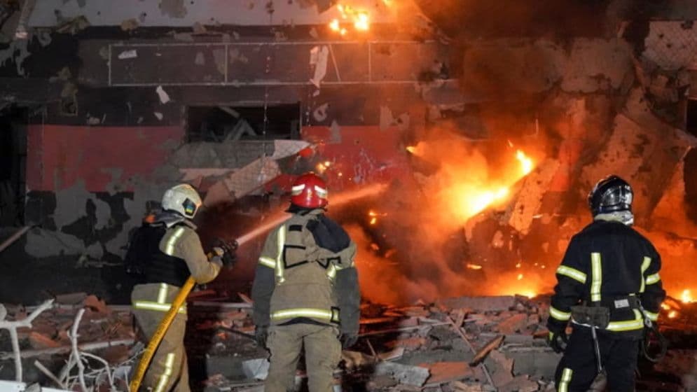 ১০০০ ড্রোন দিয়ে ইউক্রেনে রাশিয়ার ভয়াবহ হামলা