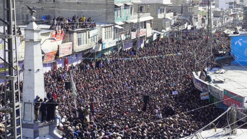 পাকিস্তানে মার্কিন দূতাবাসের কাছে বিক্ষোভ, সংঘর্ষে নিহত ৯